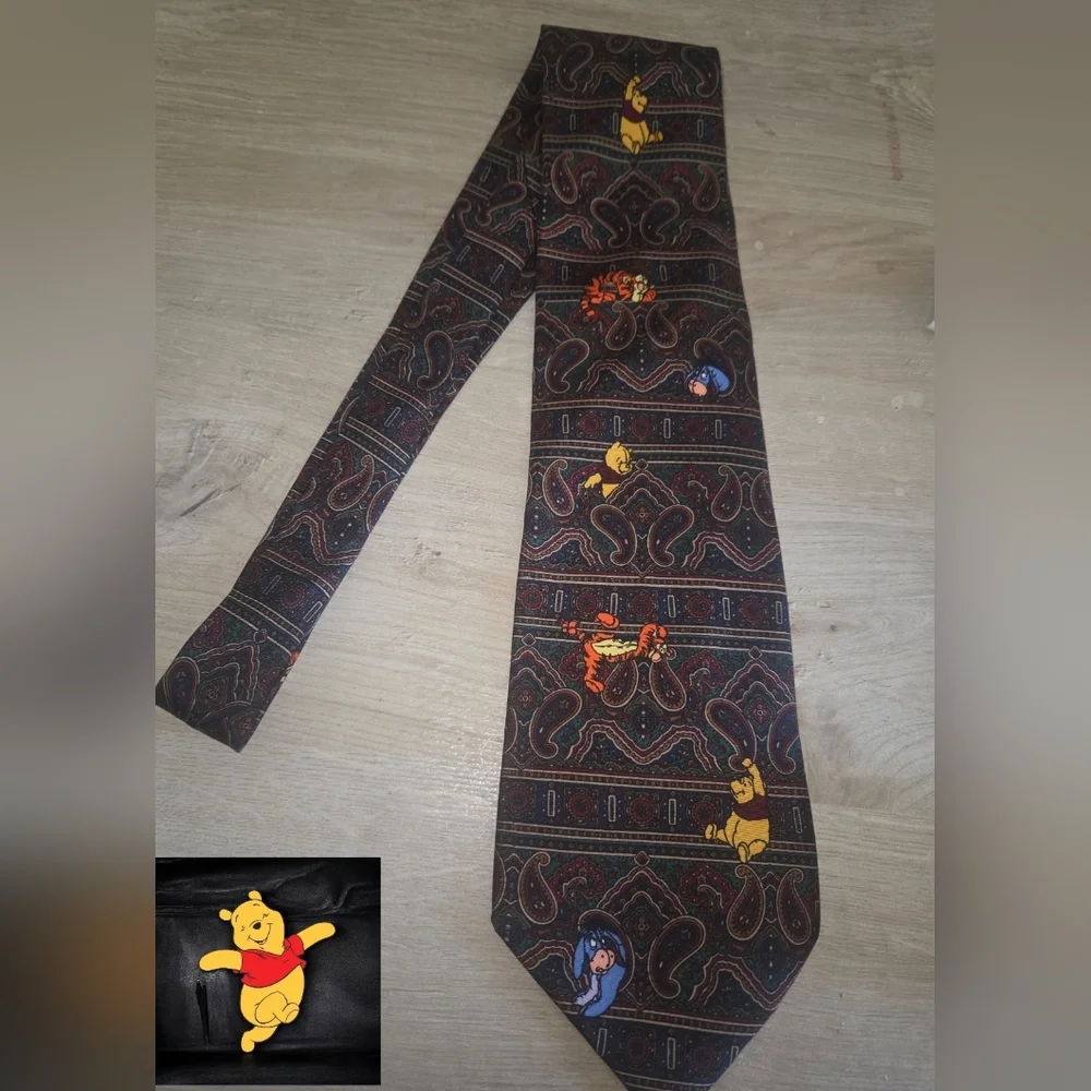 Disney 100% Silk Winnie The Pooh Neck Tie